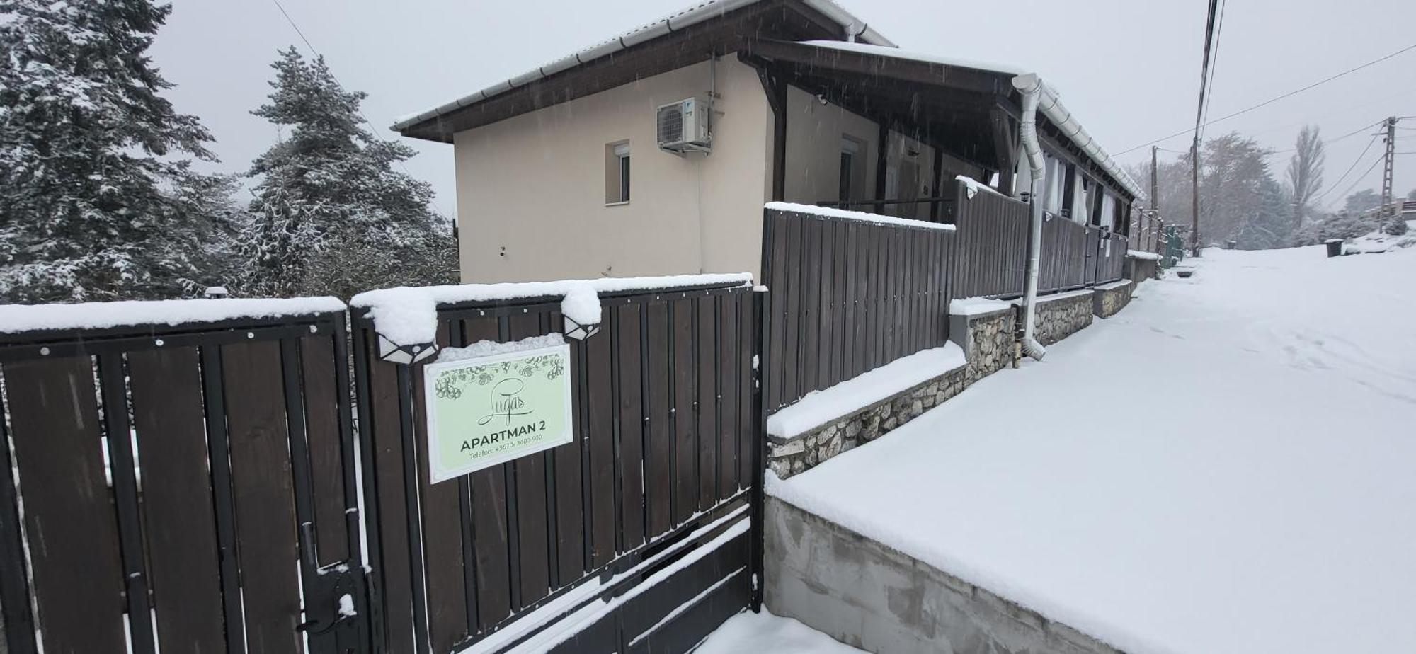 Lugas Apartman Miskolctapolca 2 Haloszoba Dezsa Es Jakuzzi Koezel A Barlangfuerdohoez Luaran gambar